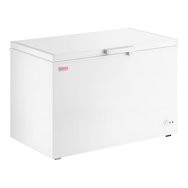 Scratch and Dent Galaxy CF13HC Commercial Chest Freezer - 12.7 cu. ft.