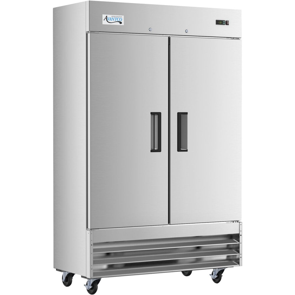 How Many Amps Does a Commercial Refrigerator Use? The Ultimate Guide.
