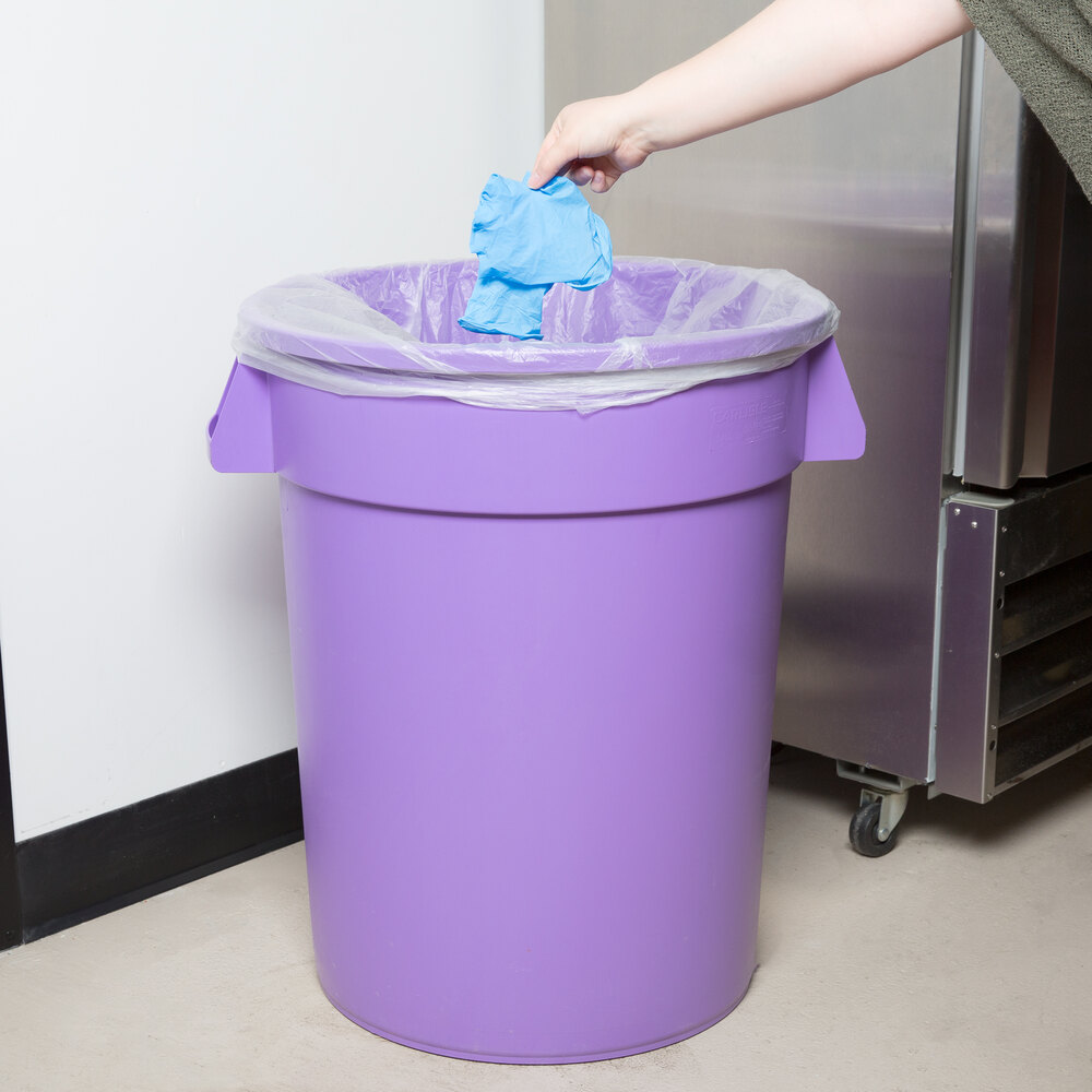 Carlisle 34103289 Bronco 32 Gallon Purple Trash Can
