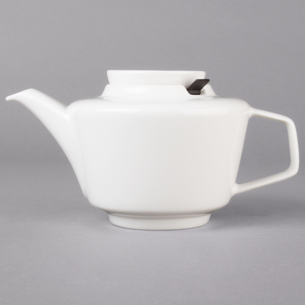 Villeroy & Boch 1640040465 Affinity 33.75 oz. White Porcelain Teapot