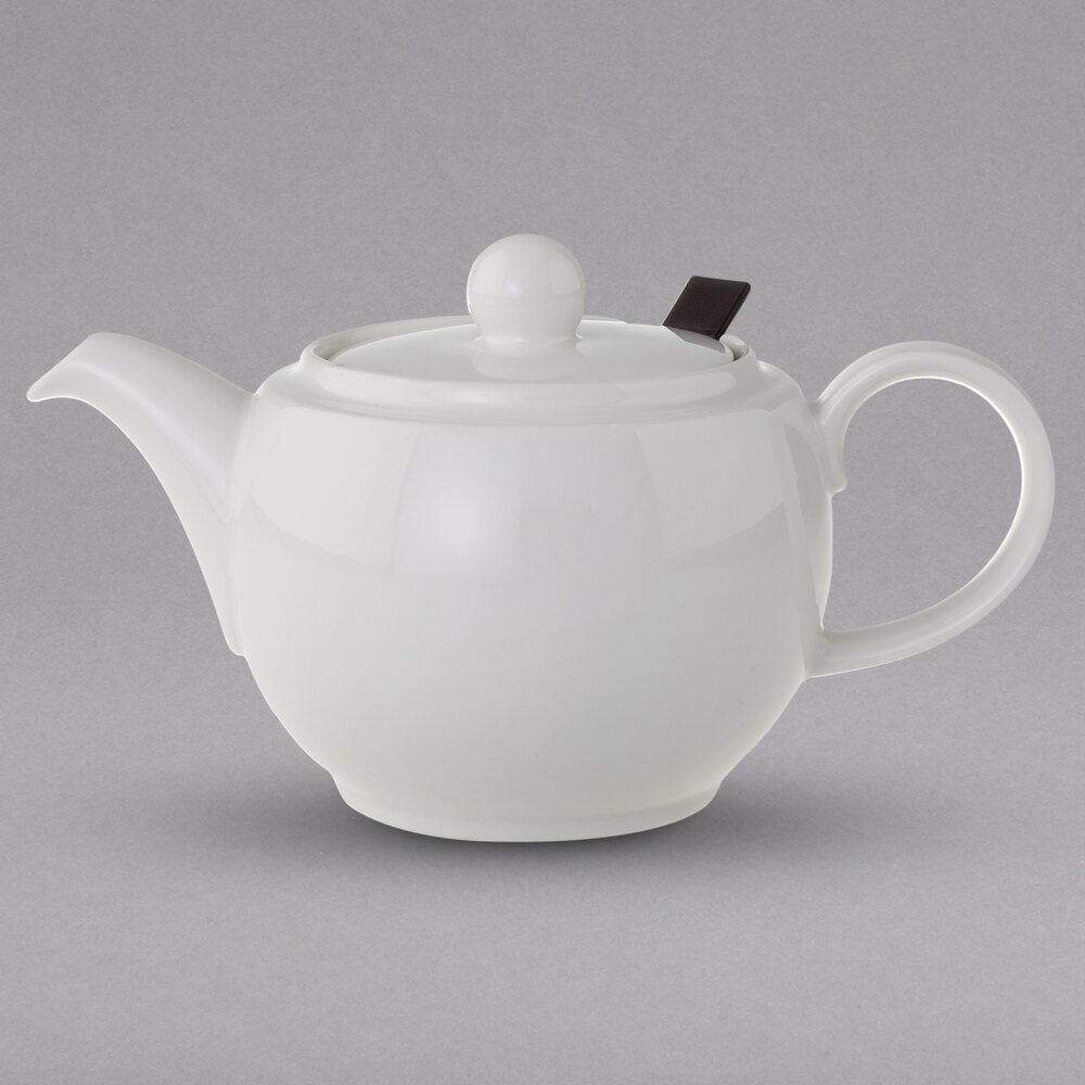 Villeroy & Boch 1620400465 Universal 34 oz. White Premium Porcelain Teapot with Lid and Filter