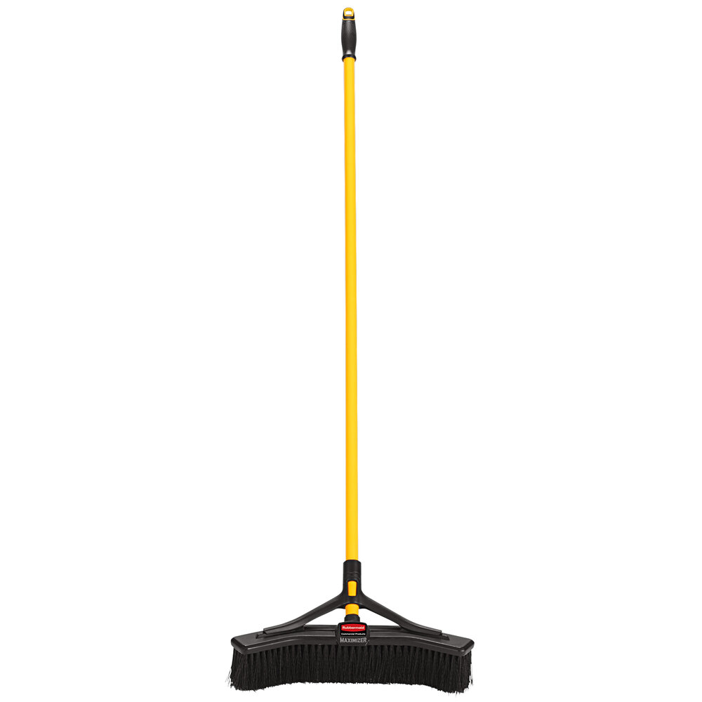 Rubbermaid 2018727 Maximizer 18" Plastic Push Broom with Polypropylene