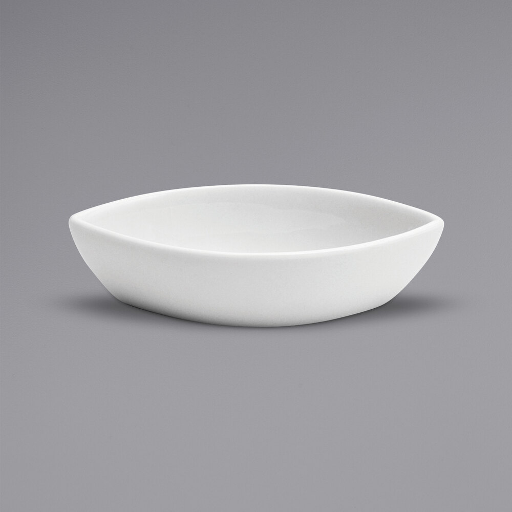 Oneida Buffalo F8010000951 Bright White Ware 2 oz. Porcelain Canoe