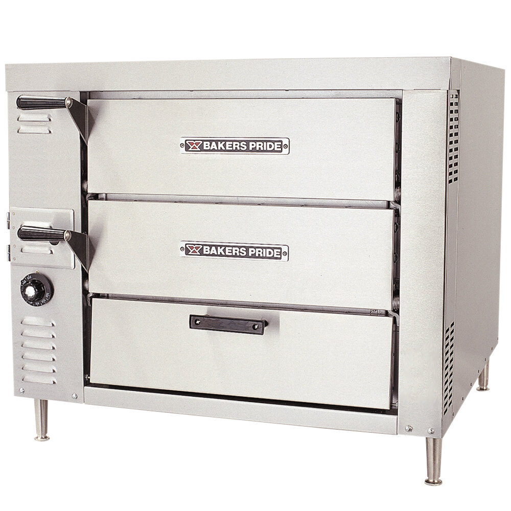 Bakers Pride GP-52 Liquid Propane Countertop Oven - 80,000 BTU