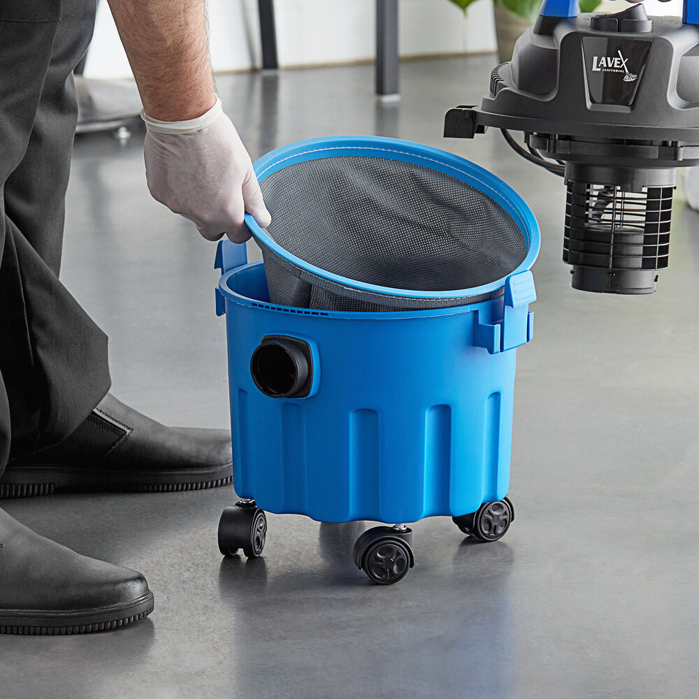 2 1/2 Gallon Poly Commercial Wet / Dry Vacuum with Toolkit - 100