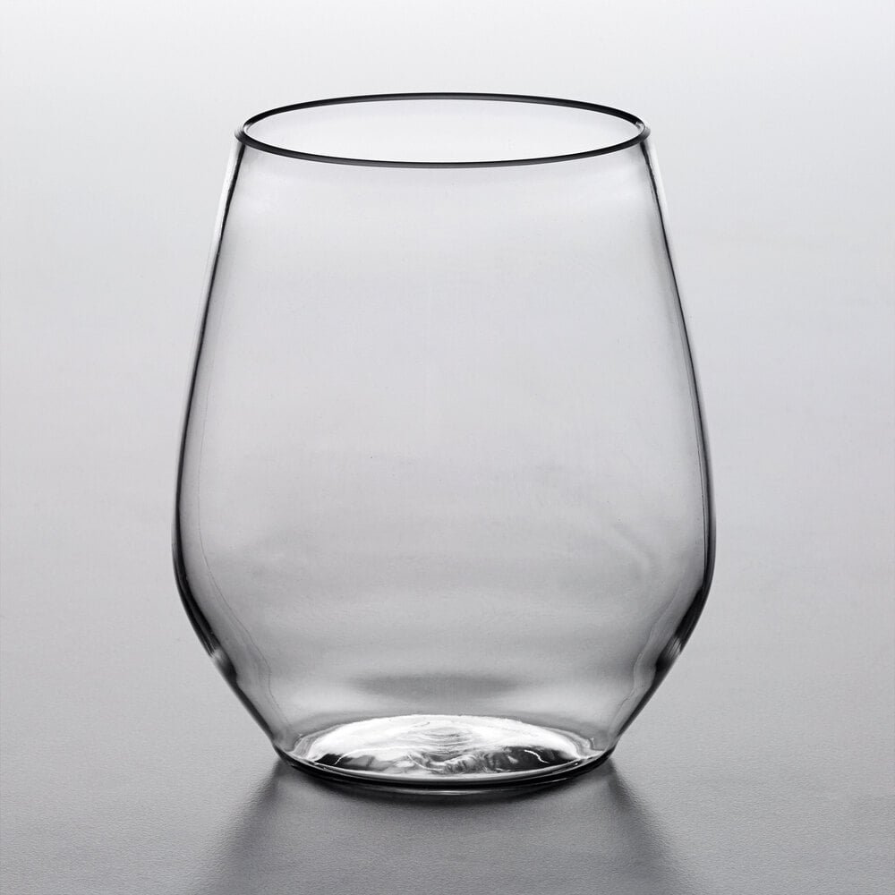 Disposable Plastic Wine Glass for 15 Guests