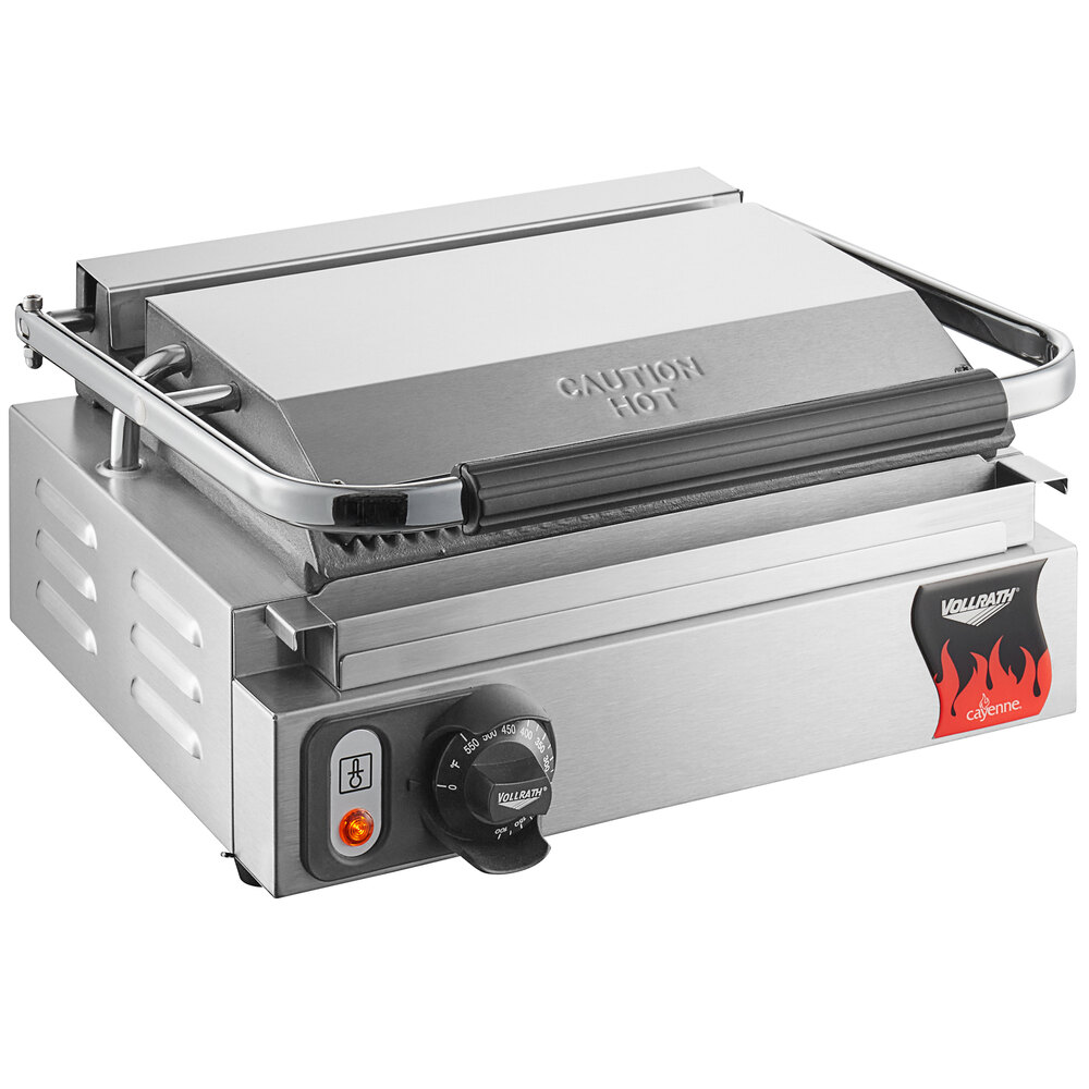 Vollrath 40793 Cayenne Super Size Single Panini Sandwich Press with Smooth  Aluminum Plates - 17 7/16 x 15 5/8 Cooking Surface - 120V, 1800W
