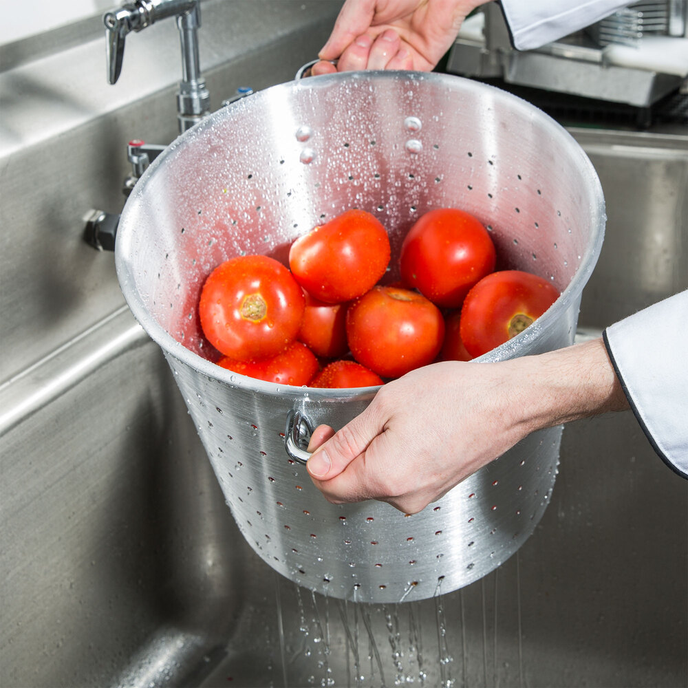 20 Qt. Tapered Aluminum Vegetable Colander with Handles