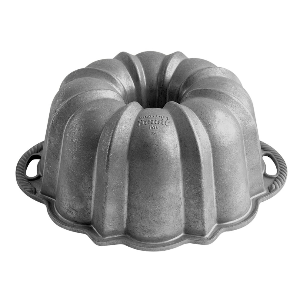Nordic Ware Original Bundt 12" x 10 13/16" x 4 1/2" NonStick Cast Aluminum Fluted Bundt Cake