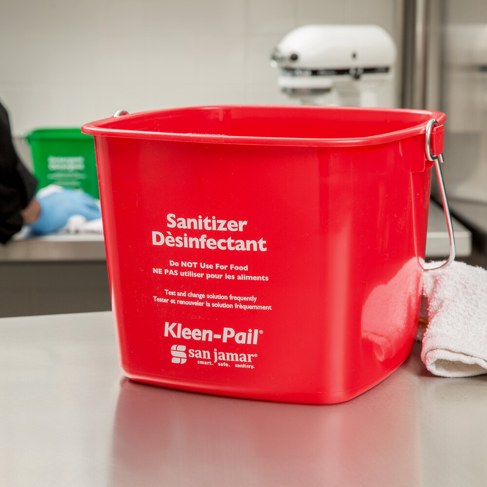 San Jamar KP256RD 8 Qt. Red Sanitizing KleenPail