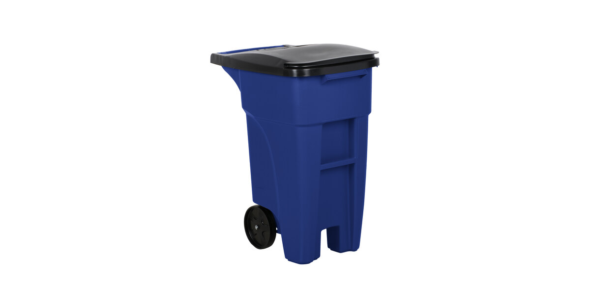 2 Rubbermaid 32 gallon Wheeled Trash Cans - Sherwood Auctions