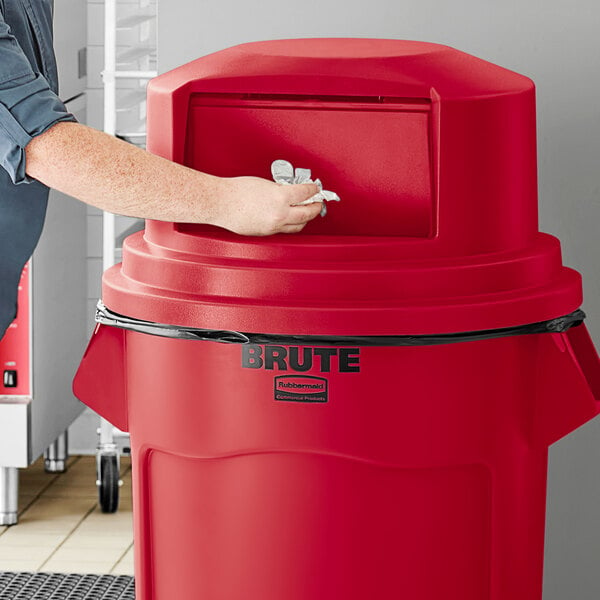 Rubbermaid FG265788RED BRUTE Red Round Dome Top for FG265500 Containers 55 Gallon