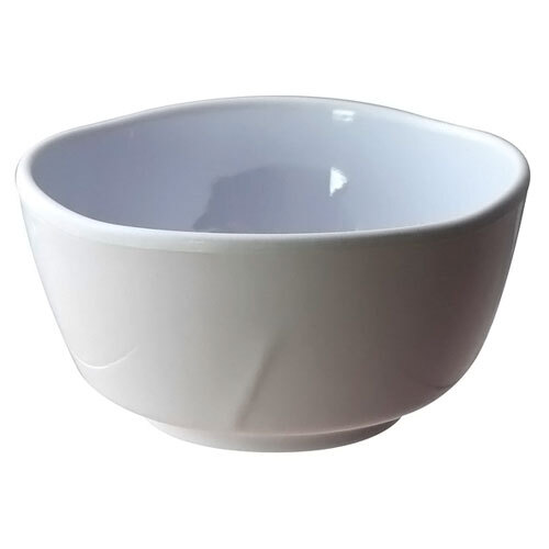 A white Thunder Group melamine bowl with a small rim.