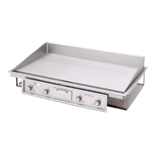 A Wells countertop electric griddle with an open top.