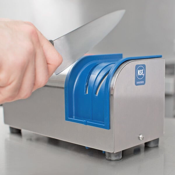 Edlund 401230V Electric Knife Sharpener with Guides and Pressure