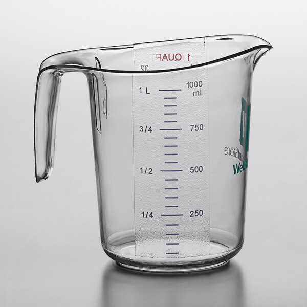 1 Quart Measuring Cup - Plastic