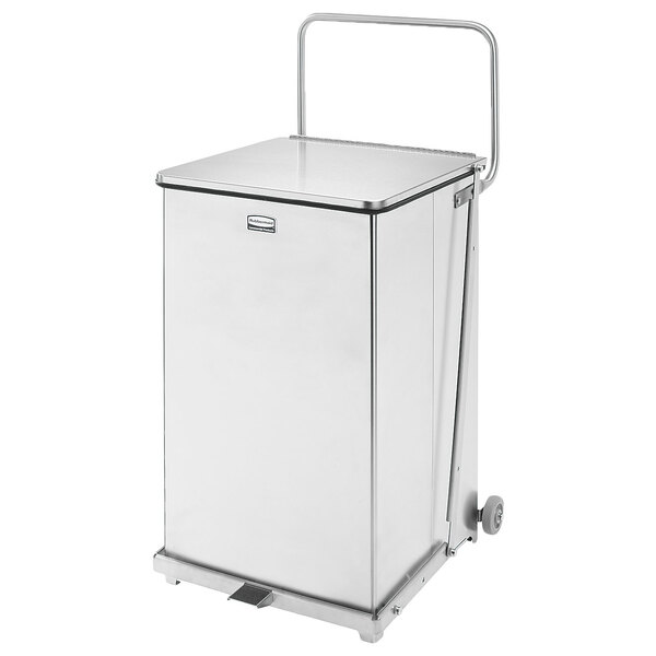 Rubbermaid FGST40SWPL The Defenders 40 Gallon Stainless Steel Square Medical Step Can with Wheels and 25 Gallon Rigid Plastic Liner