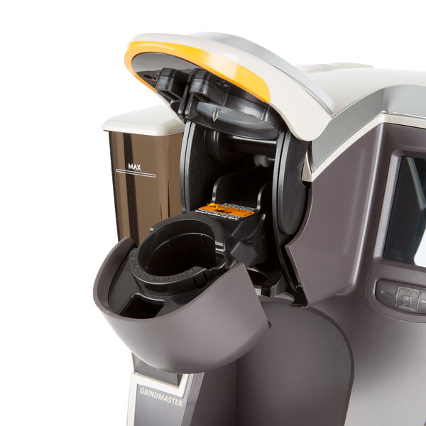 Grindmaster RealCup™ RC400 Black and Stainless Steel Single Cup Coffee Brewer 120V