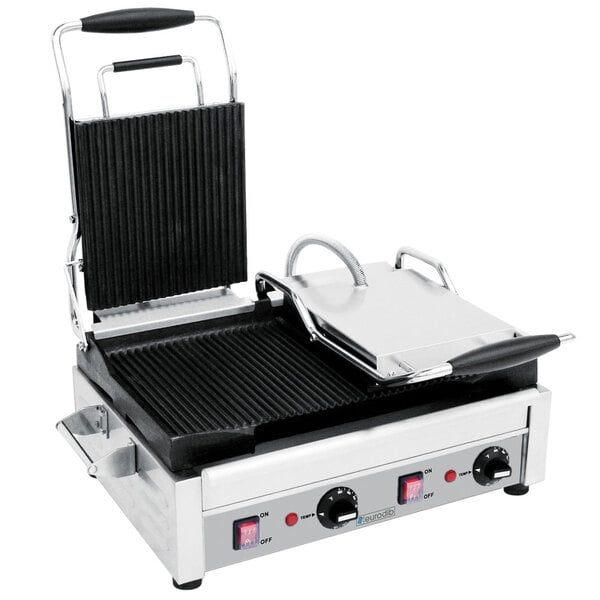 Eurodib SFE02365 Double Panini Grill with Grooved Plates - 18" x 11" Cooking Surface - 220V, 2900W