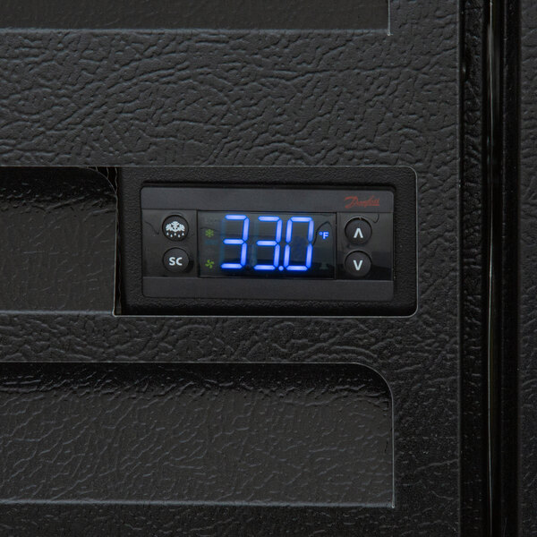 BeverageAir DD78HC1B144 (2) Four Tap Kegerator Beer Dispenser Black, (4) 1/2 Keg Capacity