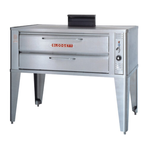 A stainless steel Blodgett 961 single deck oven with a draft diverter.
