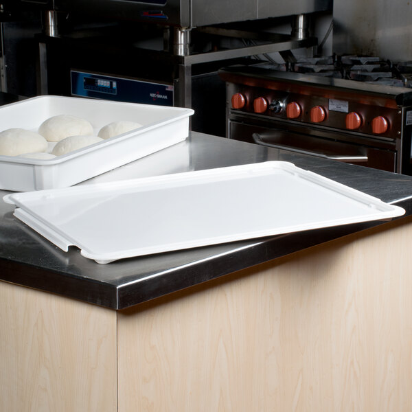 Item #FPB-1826 887008 5269 MFG Tray Cover for Fiberglass Pizza Dough Box 