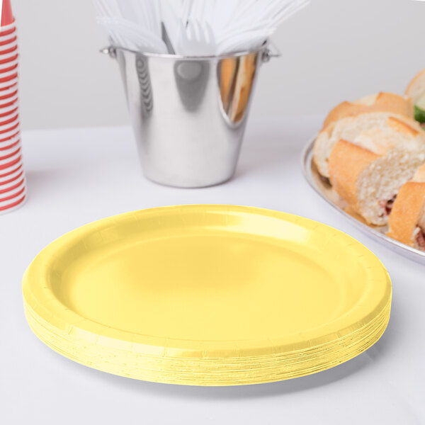 Creative Converting 50102B 10" Mimosa Yellow Paper Plate 24/Pack