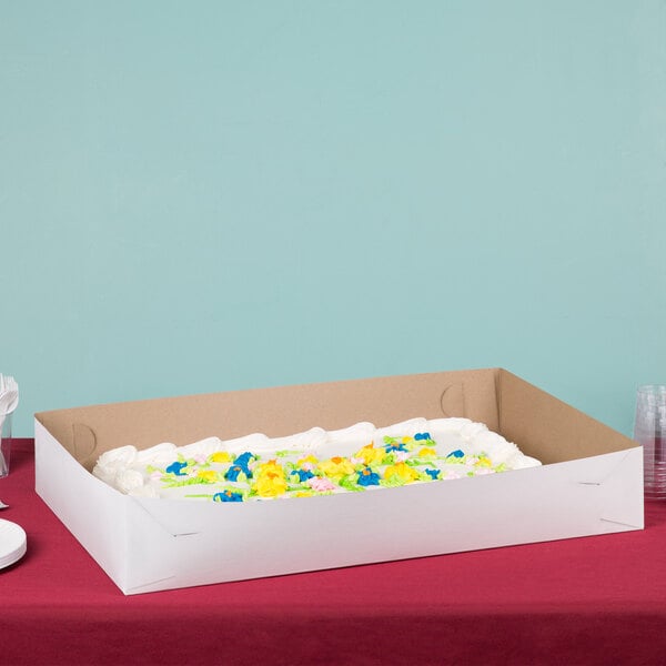 28" x 18" x 5" White Full Sheet Cake / Bakery Box - 25/Bundle