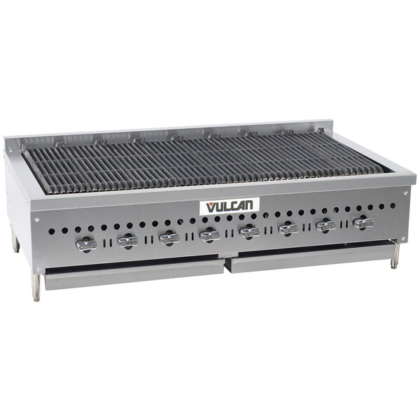 A Vulcan liquid propane radiant charbroiler with a large metal grill.