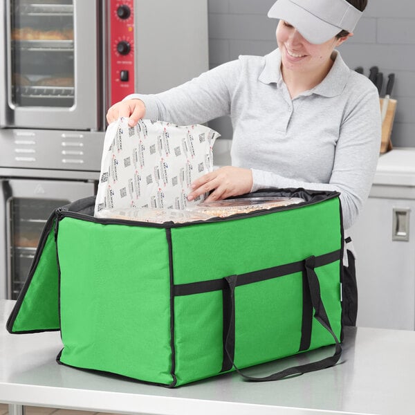 Choice Insulated Food Delivery Bag / Pan Carrier with Microcore Thermal Hot  or Cold Pack Kit, Green Nylon, 23 x 13 x 15