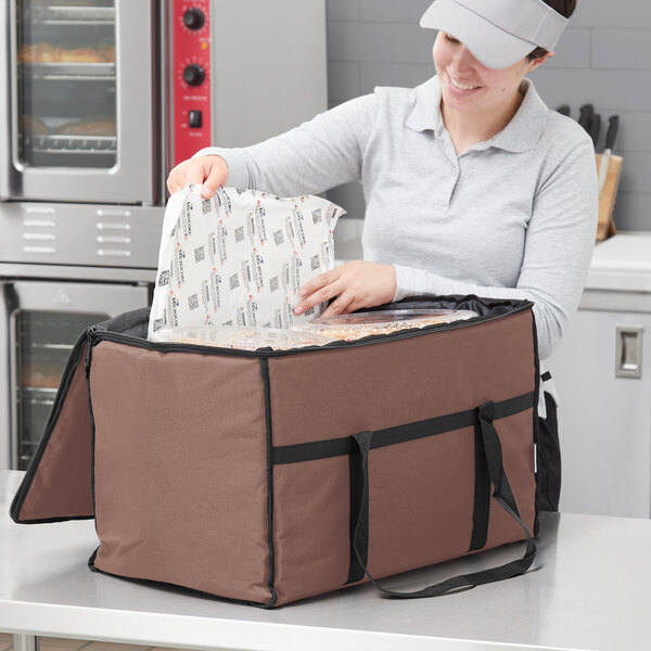 Choice Insulated Food Delivery Bag / Pan Carrier with Microcore Thermal Hot or Cold Pack Kit, Nylon, 23" x 13" x 15"