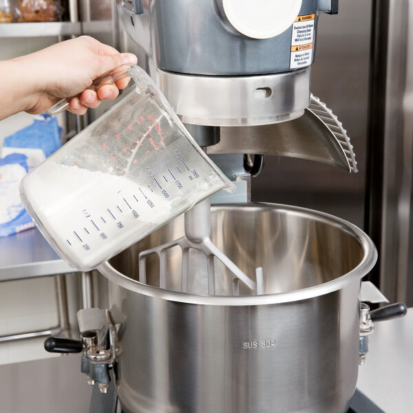 Avantco MX20WFB 20 Qt. Stand Mixer with Guard, Standard