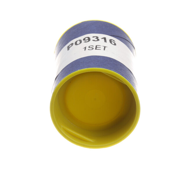 A blue and yellow cylinder with a white label that reads "Groen Z012230 Packing Ring"
