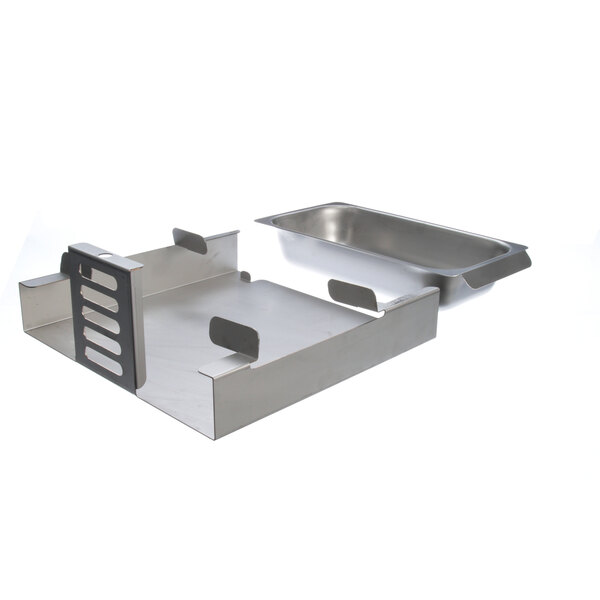 A stainless steel tray and tray for a Z-600-1024 Tunnel.