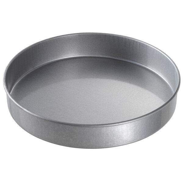 A Chicago Metallic aluminized steel round cake pan with a round surface.