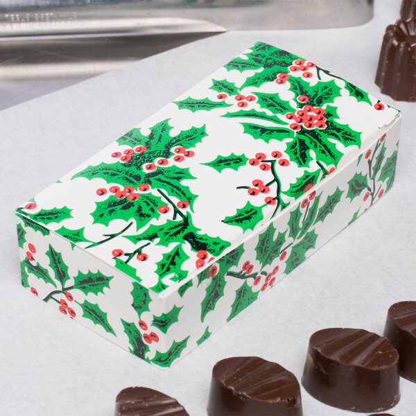 4 1/2" x 2 5/16" x 1 1/8" 1-Piece 1/4 lb. Holly / Holiday Candy Box - 250/Case