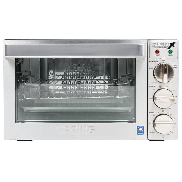 Avantco CO-46M Full Size Countertop Convection Oven with Steam Injection,  4.4 cu. ft. - 208/240V, 3,500/4,600W