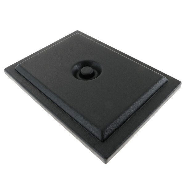 A black rectangular Servend lid with a round button.