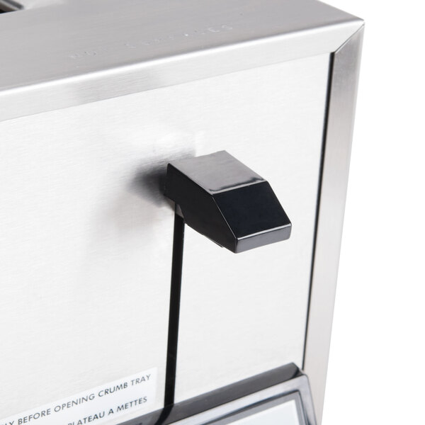 Toastmaster TP424 4 Slice PopUp Commercial Toaster 208/240V, 2000/2600W