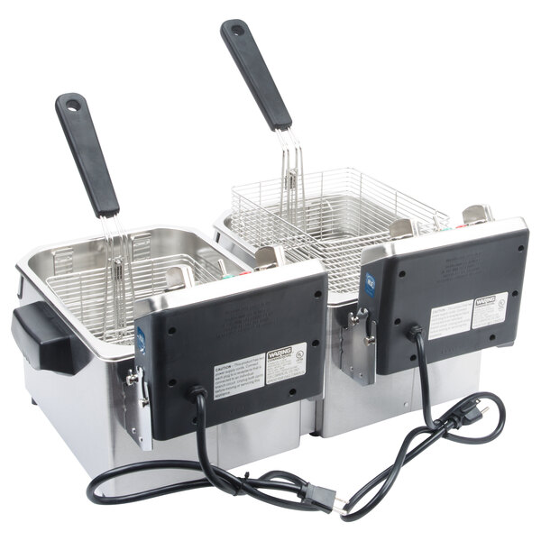 Waring WDF1000D Double 10 lb. Commercial Countertop Deep Fryer Set 120V