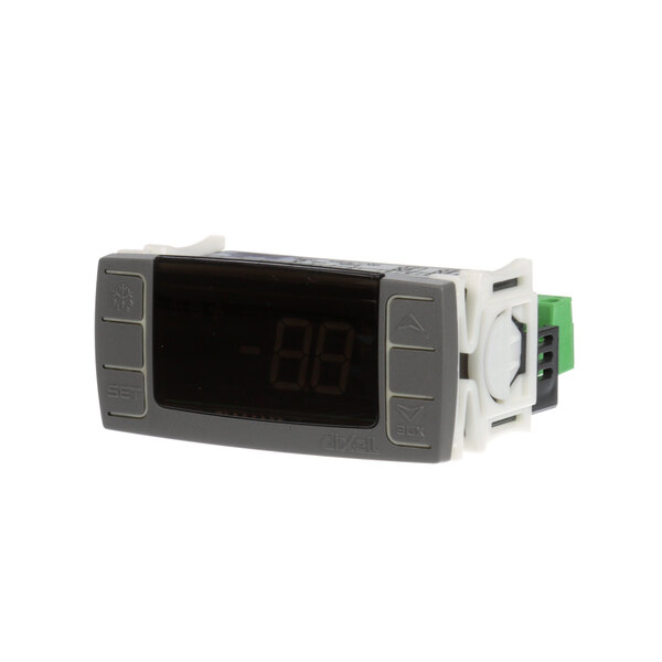 A Master-Bilt BR52 digital temperature controller with a green display.
