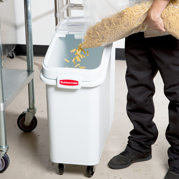 Rubbermaid FG360088WHT ProSave 20.5 Gallon Ingredient Storage Bin with