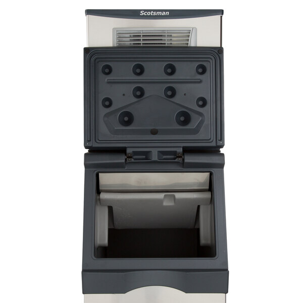 Scotsman N0622A-1 Prodigy Plus® 600 lb Nugget Ice Machine - 22 7/8