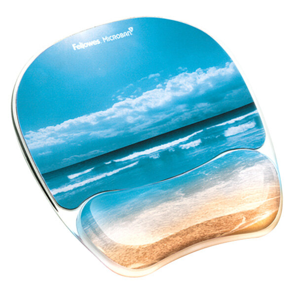 A Fellowes Sandy Beach gel mouse pad with a picture of a beach and sand.