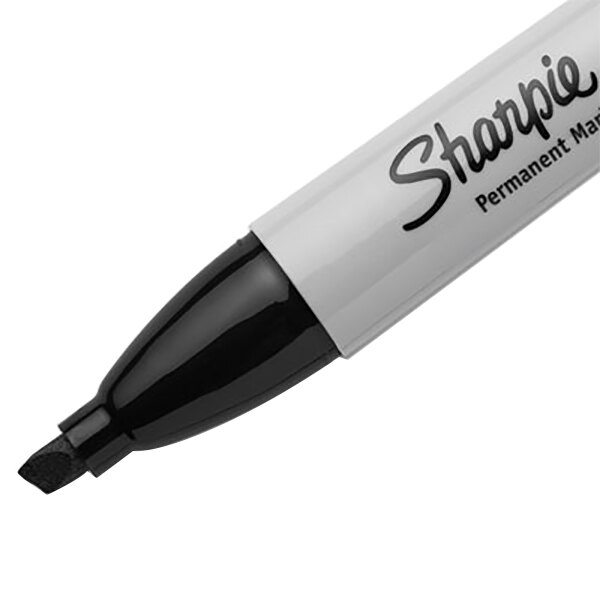 Sharpie 38264PP Black Chisel Tip Permanent Marker 4/Pack