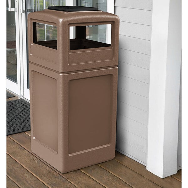 Commercial Zone 73396399 PolyTec 42 Gallon Square Nuthatch Waste Container with Ashtray Dome Lid