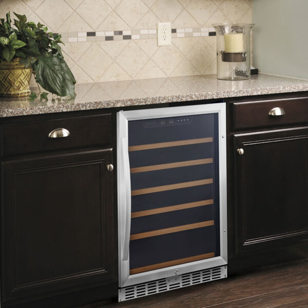 Eurodib USF54S Single Section 57Bottle Single Temperature Full Glass