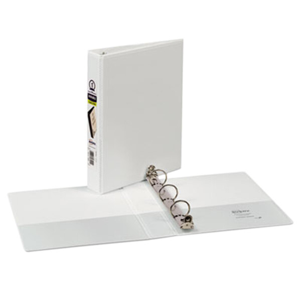 A white Avery mini binder with round rings.