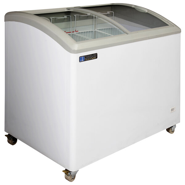 MasterBilt MSC41AA 41" Curved Top Display Freezer