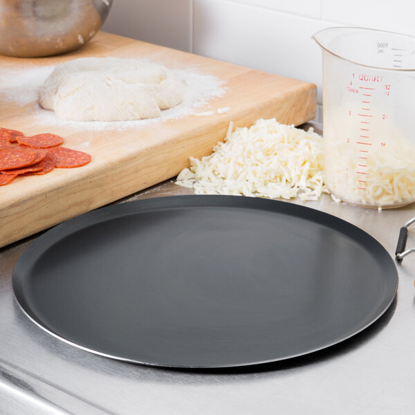 Freezer & Dishwasher Safe with 5 Year Guarantee Prochef Non-Stick Large 32.5cm/12.5inch Carbon Steel Pizza Tray Black Fridge 